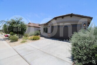 Building Photo - 18775 W Canterbury Dr