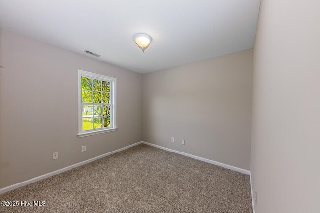Building Photo - 139 Oakley Dr