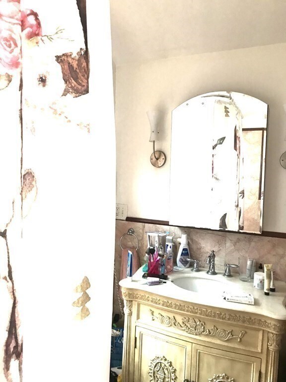 Foto del edificio - 1 Longfellow Rd