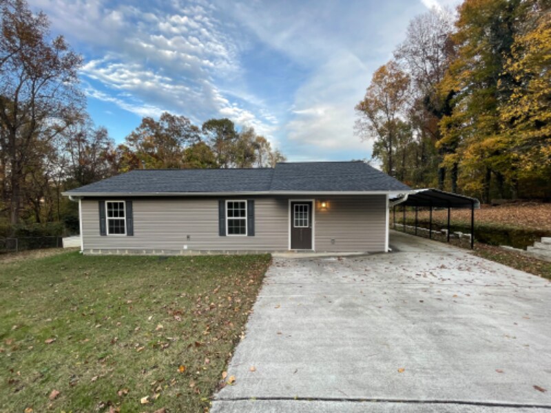 Primary Photo - 2122 Kings Rd