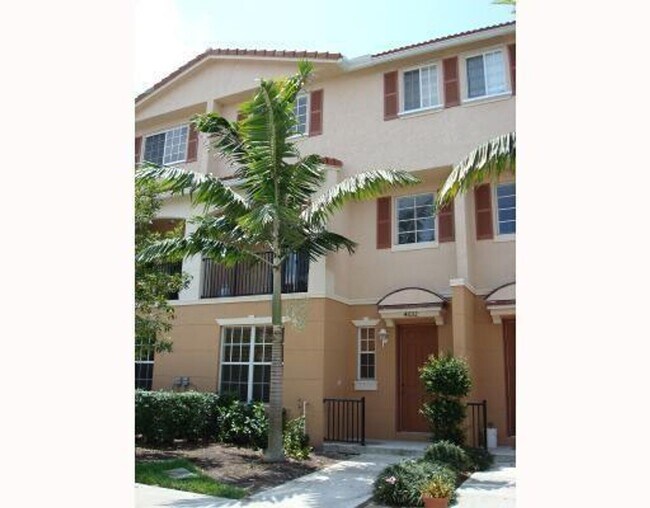 Foto del edificio - 4632 Danson Way