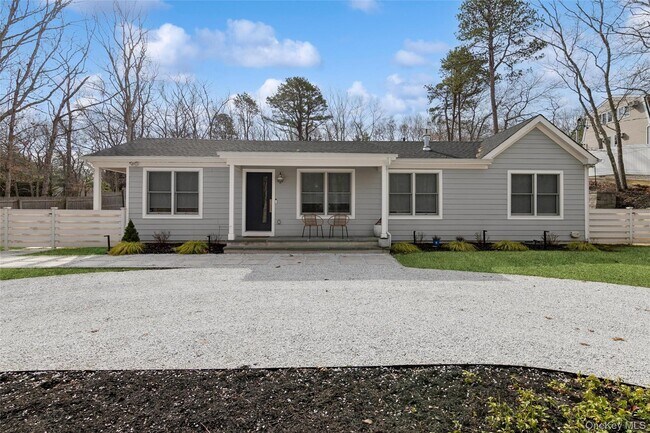 Foto del edificio - 6 W Landing Rd