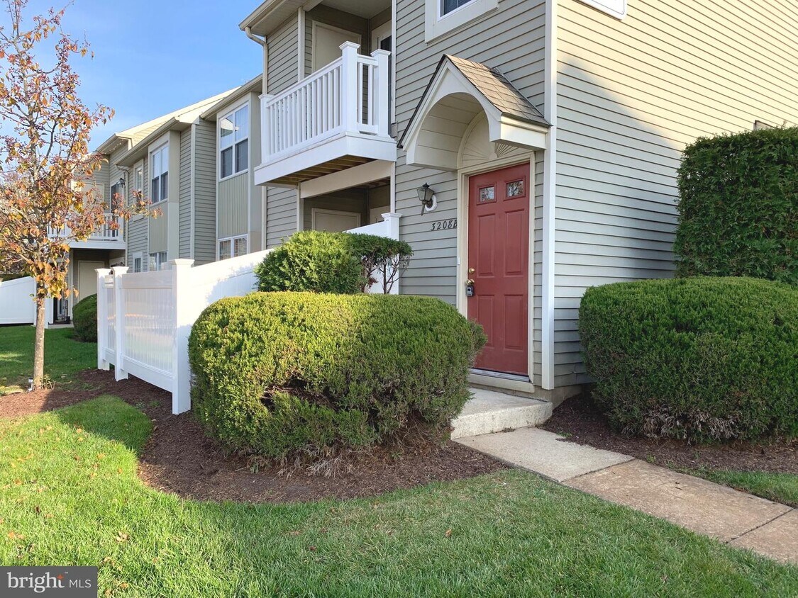 3208B Limestone Way, Mount Laurel Township, NJ 08054 Condo for Rent