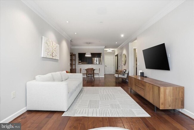 Building Photo - 2101 N Monroe St