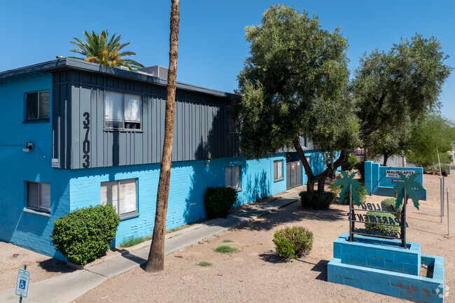 Building Photo - Malibu Apartments