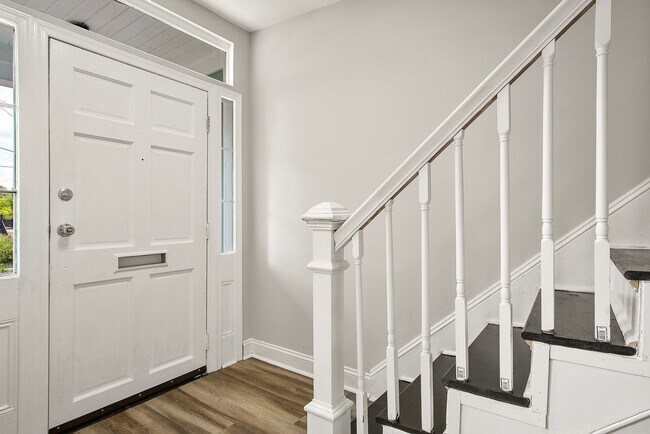 Foto del edificio - $1,800 / 2 br / 2 ba / 959 sqft