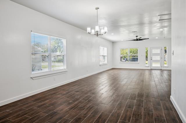 Building Photo - 329 S 2nd St