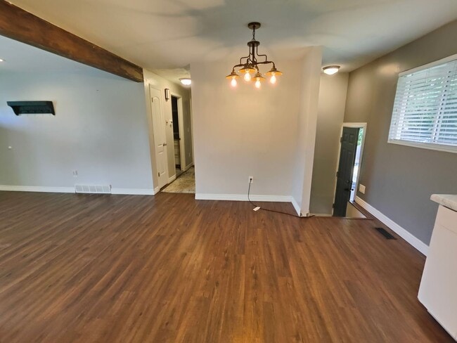 Building Photo - 1121 W 2200 N