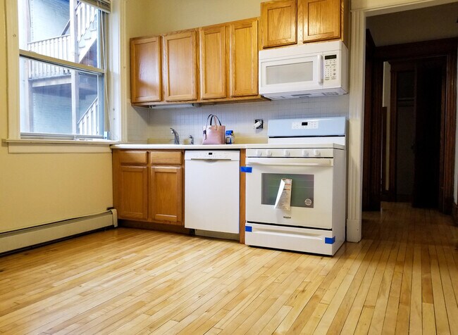 Foto del edificio - 2329 W 35th Pl