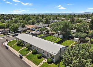 Building Photo - 381-381 S Hazel Ct
