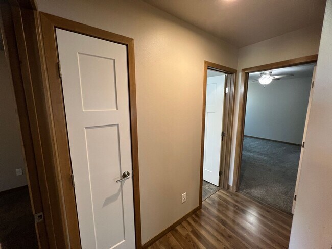Foto del edificio - 3100 38th Ave S