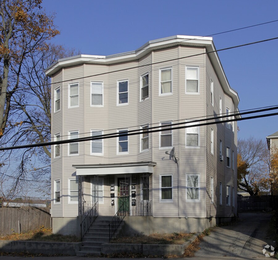 457 Mineral Spring Ave, Pawtucket, RI 02860 Apartments in Pawtucket