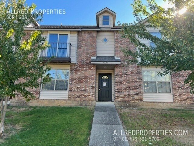 Primary Photo - Valley View Condominiums