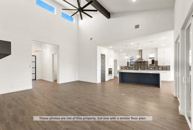 Foto del edificio - 4800 White Ash Ct