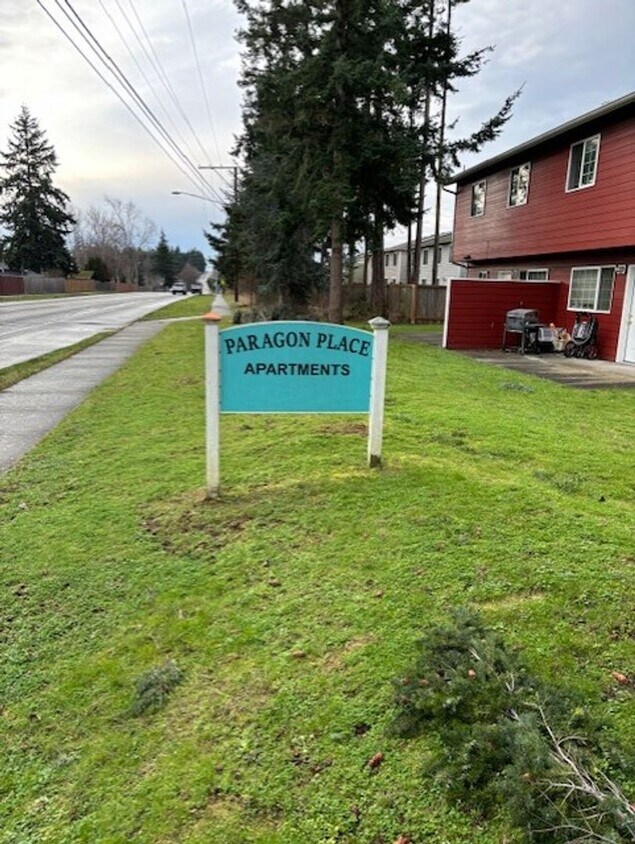 Building Photo - Paragon Pines (699 Paragon Place)