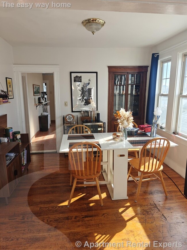 Building Photo - 74 Newbury St