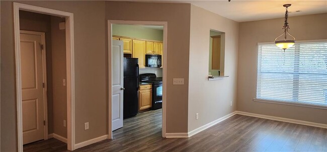 Building Photo - 487 Tufton Tr