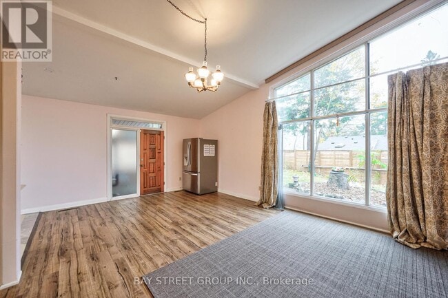 Building Photo - 5 Cottonwood Dr