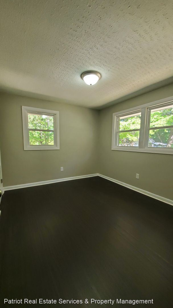 Building Photo - 2 br, 1 bath House - 433 Ferrell Drive