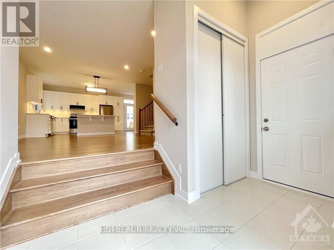 Building Photo - 329 Canadensis Ln