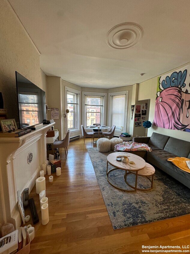 Primary Photo - 226 Newbury St