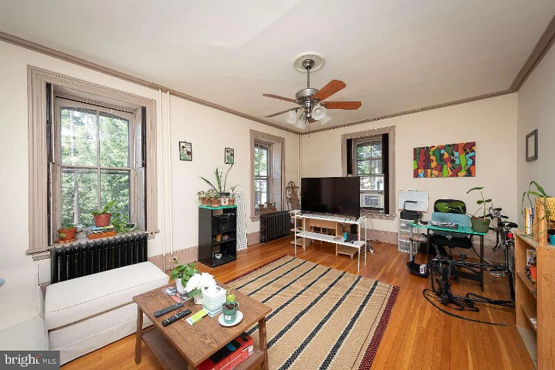 Foto principal - 5911 Greene St