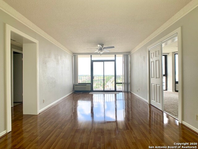 Building Photo - 7701 Wurzbach Rd