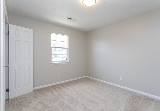 Building Photo - Discover the allure of our fully renovated...