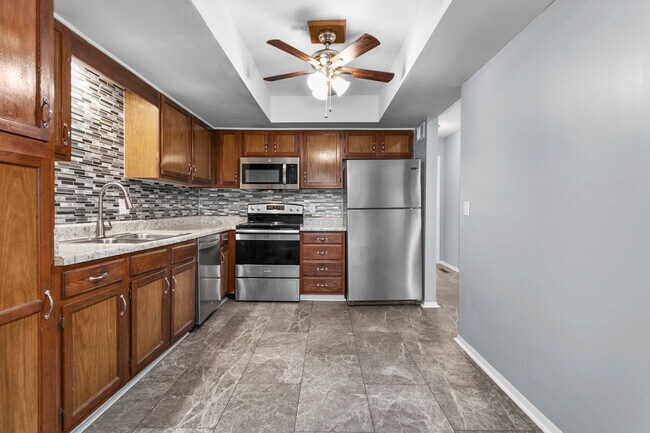 Foto del edificio - 561 NW Valleybrook Rd