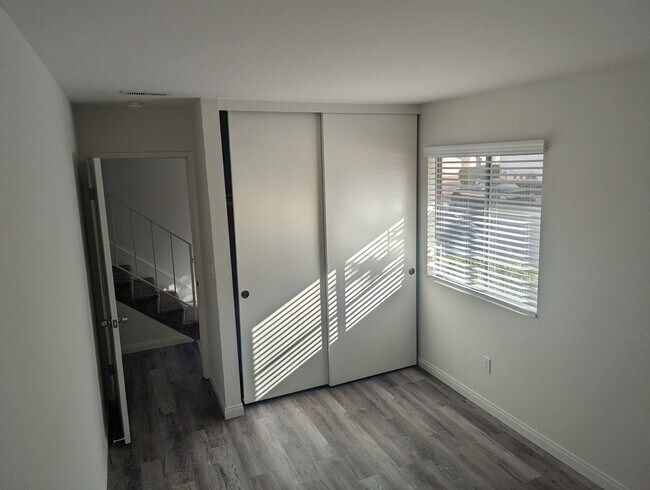 Foto del edificio - Clairemont Mesa 4 bed/2.5 bath townhouse rental available now!