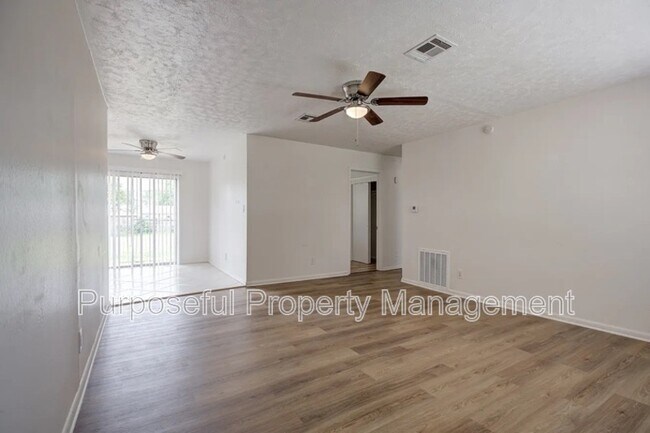 Foto del edificio - 3009 SE 20th St