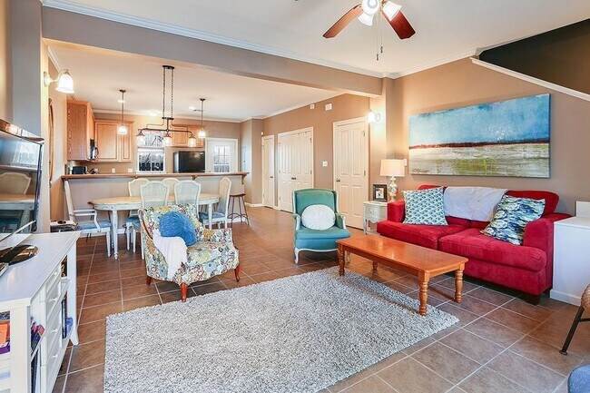 Foto del edificio - Arlington Trace 2BR/2.5BA Condo - Gated Co...