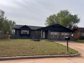 Building Photo - 2908 SE 47th St