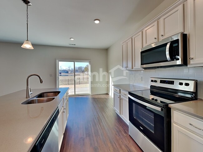 Building Photo - 4306 Effie Seward Dr