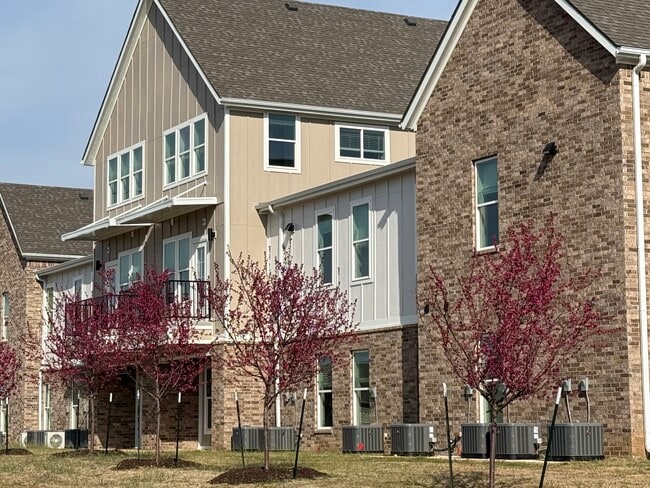 Foto del edificio - Willow Crossing Apartments
