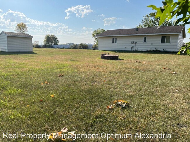 Foto del edificio - 3 br, 1 bath House - 4709 Short St NE