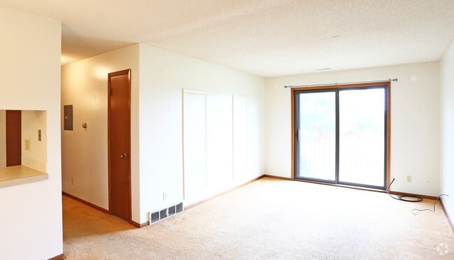 Living Room - Adel Village Apartments