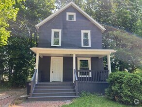Building Photo - 353 Talbot Ave
