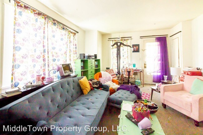 Building Photo - 328 S Talley Ave