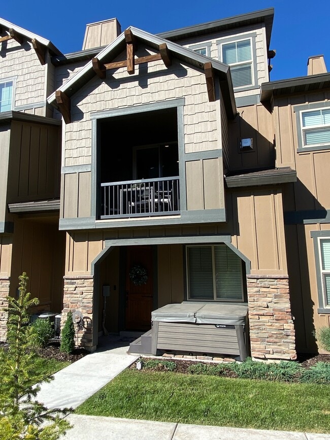 Building Photo - 13603 N Super G Ln