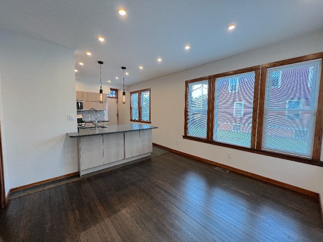 Foto del edificio - 5038 Seminole St
