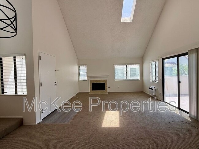Building Photo - 701 Kettner Blvd