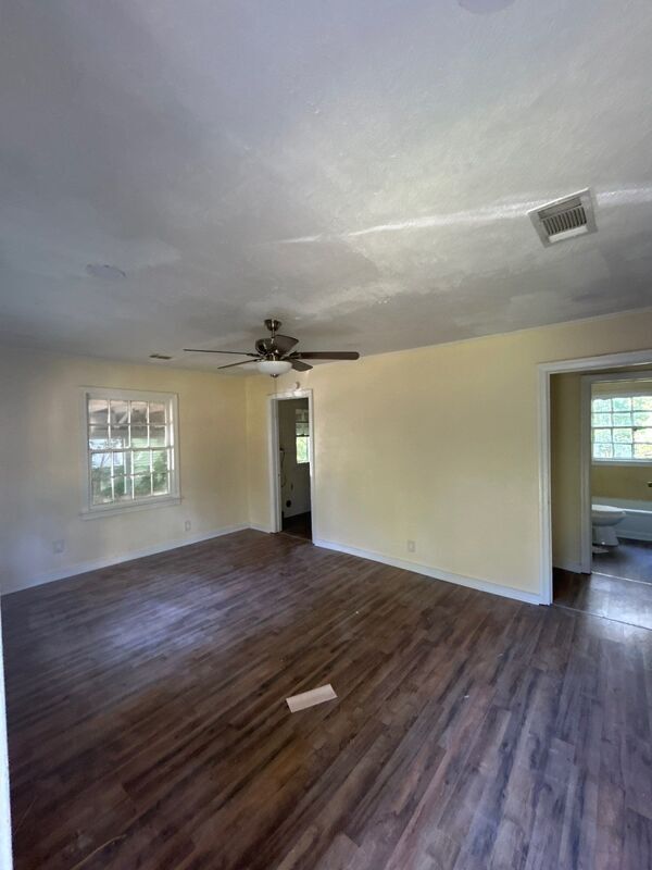 Foto del edificio - 421 Fielding Ave