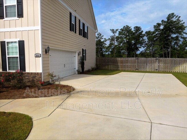 Building Photo - 3031 Haynes Station Dr