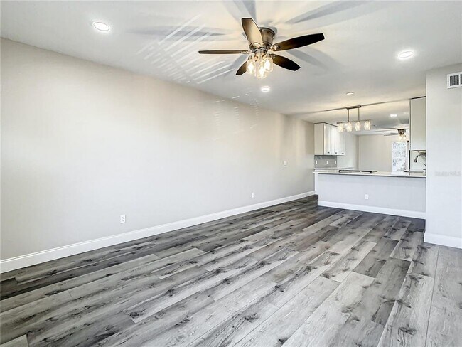 Building Photo - 2253 Norwegian Dr