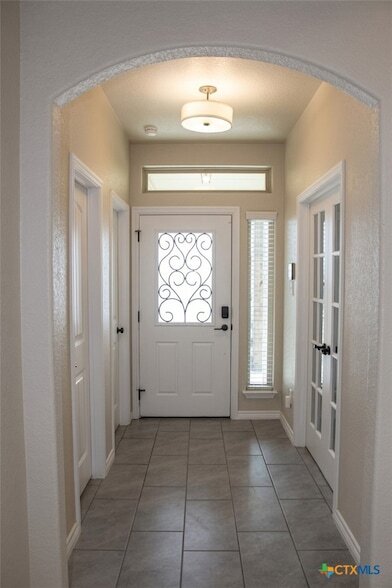Foto del edificio - 2509 Meadow Lark Dr