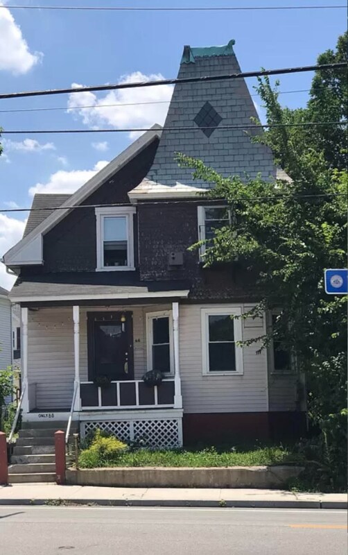 Primary Photo - 66 Woonasquatucket Ave