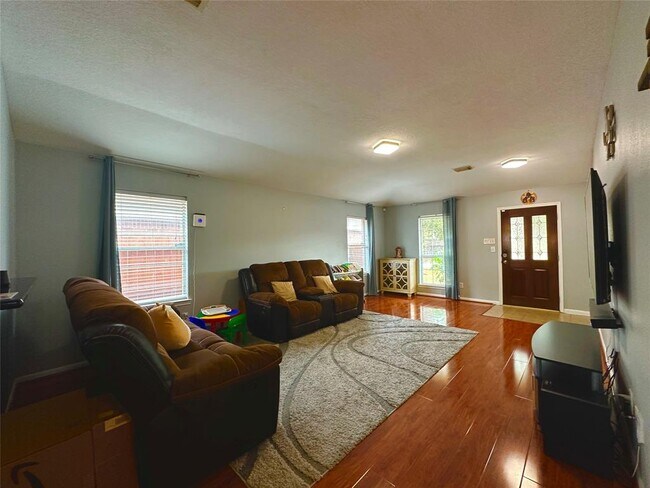 Foto del edificio - 1907 Wildbrook Canyon Ln