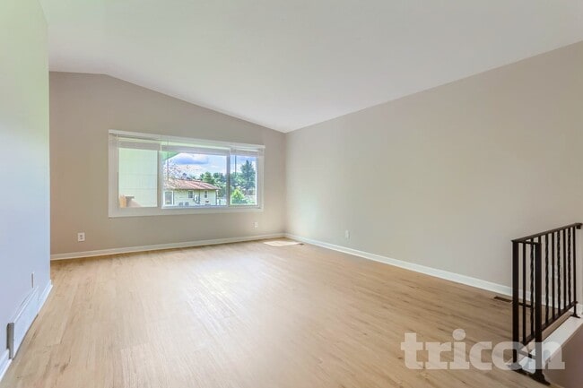 Building Photo - 16417 Gladiola Ave