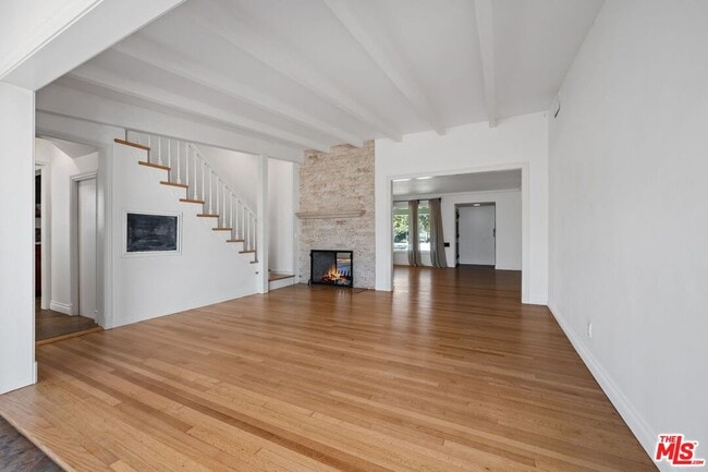 Building Photo - 6322 W 78th Pl
